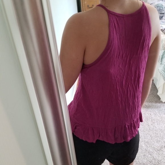 Pink ribbed tank top with flutter bottom - Picture 2 of 4